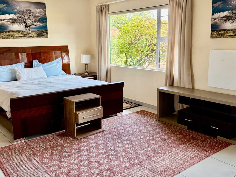 Charming 4 bedroom home in Parkmore - Photo 9