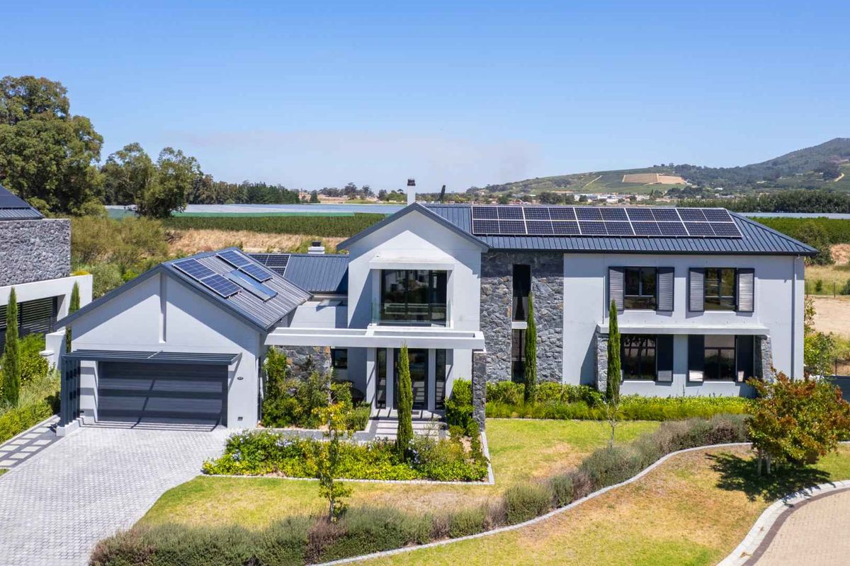 An Exceptional Riverfront Five-Bedroom Home of Grandeur at Val de Vie Estate - Photo 2