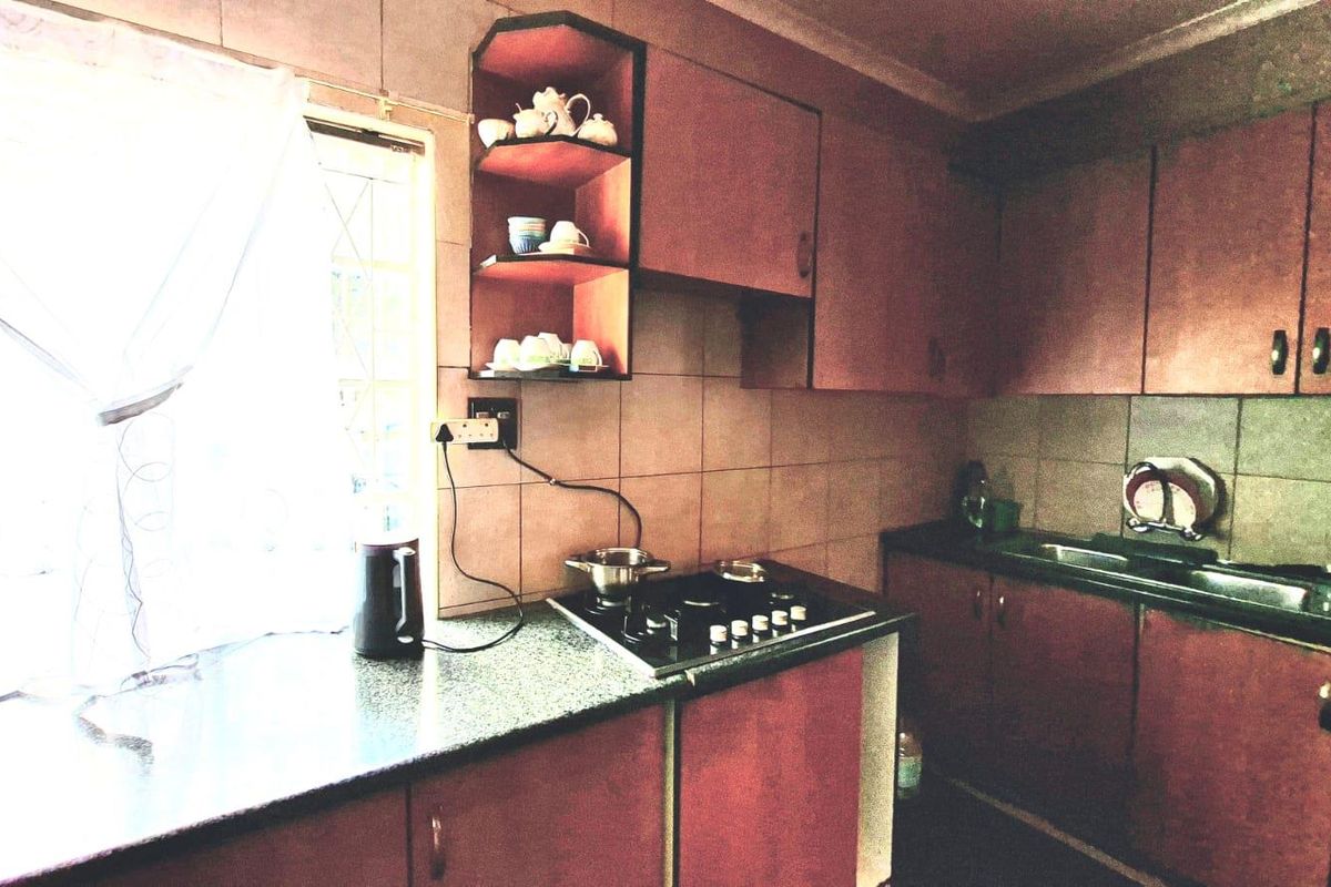 Income generating property - Photo 3