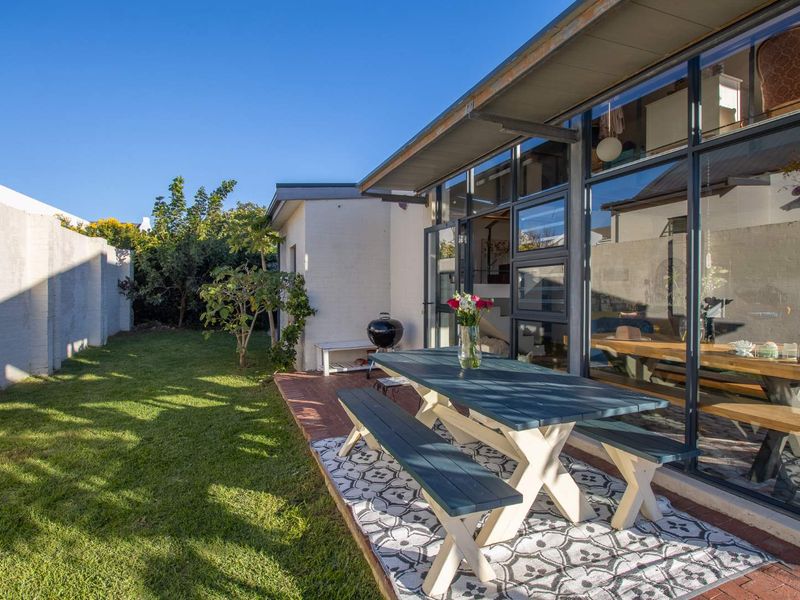 Unique Family Home in Secure Milkwood Estate - Photo 5