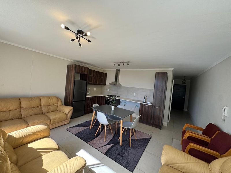 Executive one bedroom apartment in Century City - Photo 3