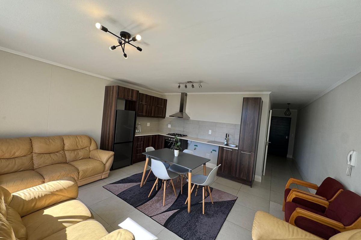 Executive one bedroom apartment in Century City - Photo 3
