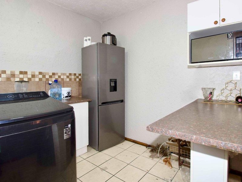 Ground Floor Apartment in a great location. - Photo 8