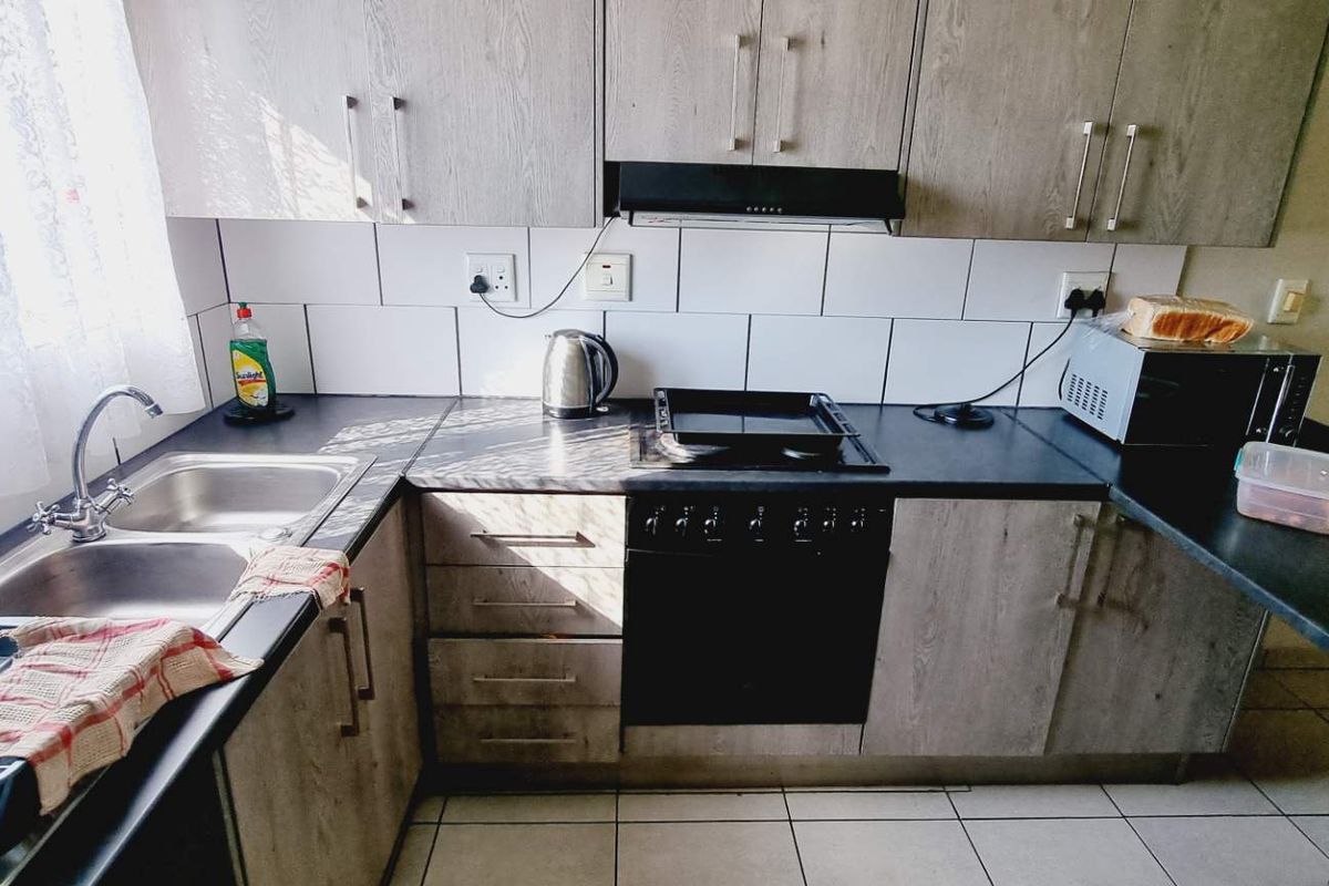 Okuryangava flat Omungeindi court - Photo 3