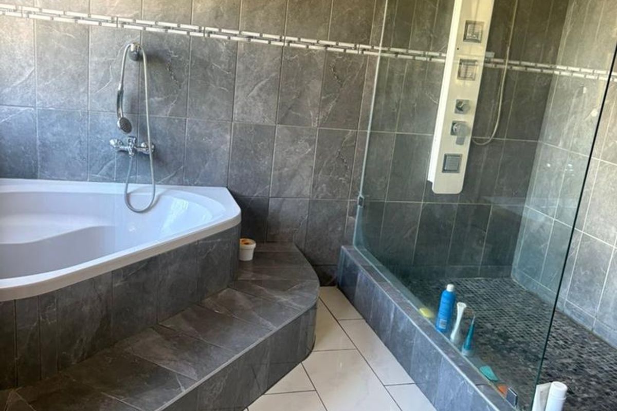 Freestanding house to let In Pionierspark - Photo 4