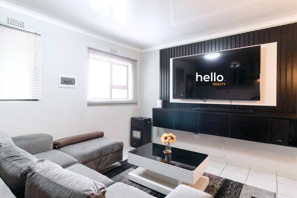 Exceptional Investment Opportunity: Contemporary 3-Bedroom Apartment in Kenleaf, Brakpan - Photo 3