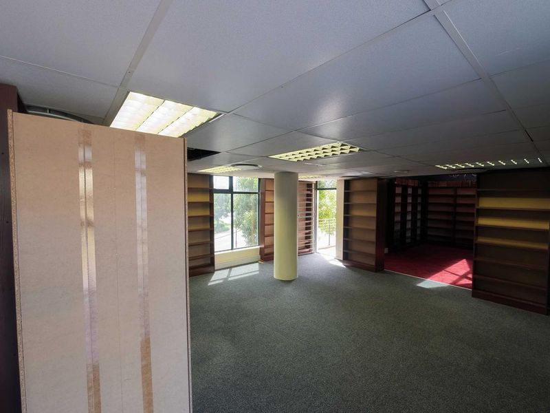 Office For Sale with Exclusive Balcony | The Quays, Century City - Photo 7