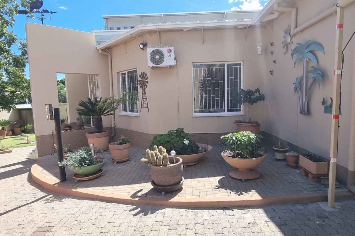 Olympia house for sale , next to MTC - Photo 2