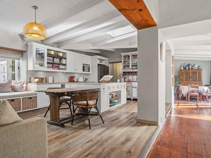 Contemporary Family Farmhouse - Photo 5