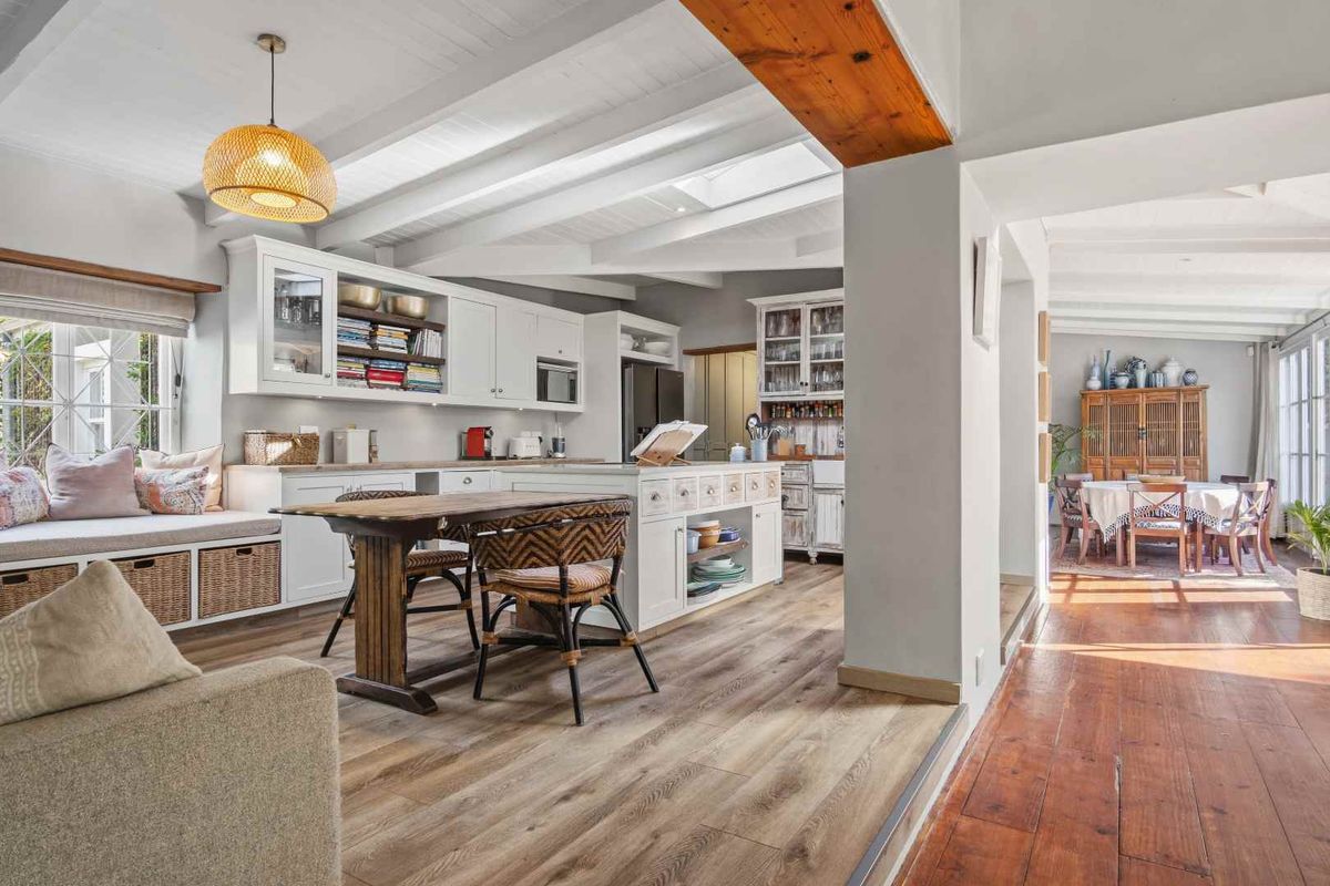 Contemporary Family Farmhouse - Photo 5
