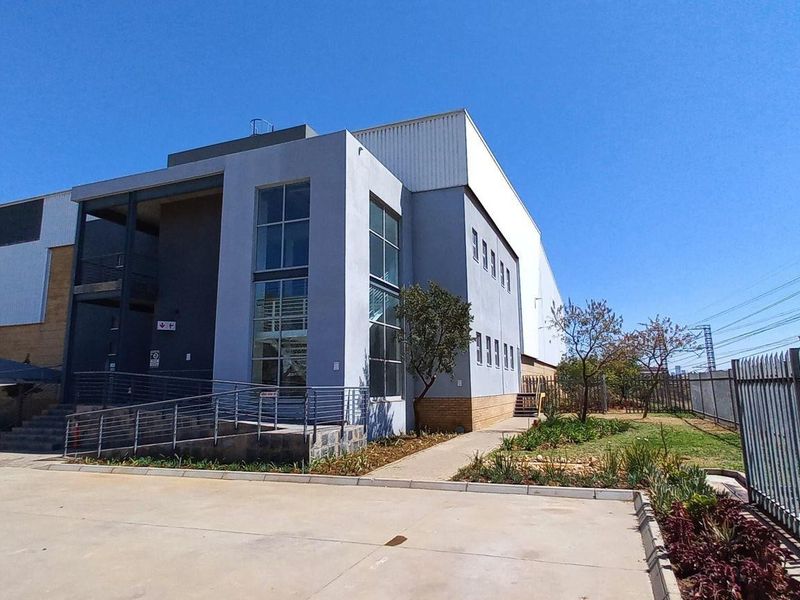 5860m2 Gosforth Industrial Park Warehouse To Let - Photo 6