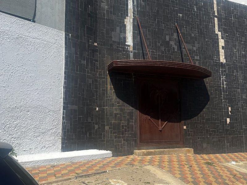 Retail/ office space for rent! - Photo 3