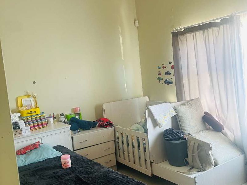TO LET: 3 Bedroom Townhouse- Avis, St Michaels Park - Photo 6