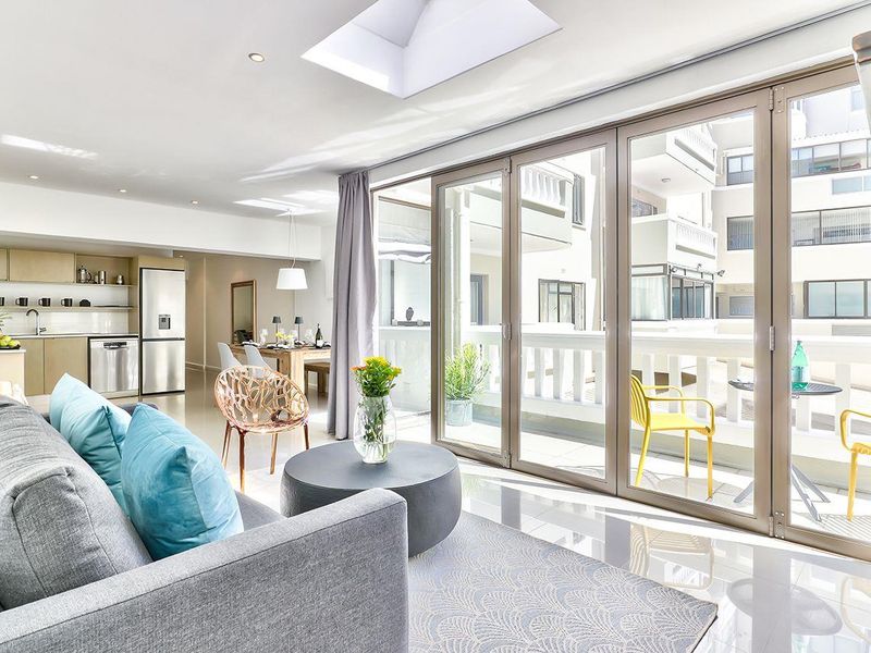 LUXURIOUS ONE BEDROOM APARTMENT - BEACH ROAD - Photo 7