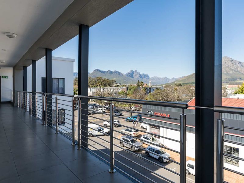 Modern Living in the Heart of Stellenbosch – 95 on Bird Street Apartments - Photo 5