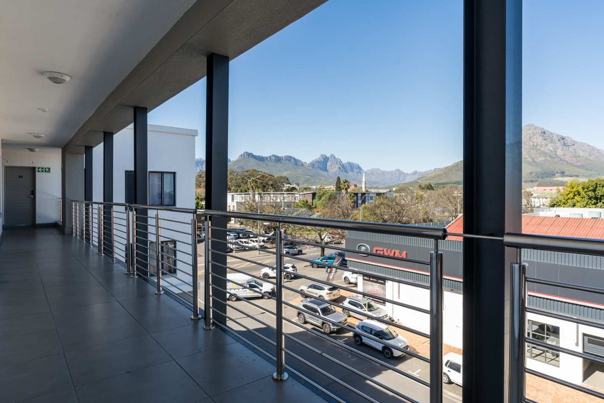 Modern Living in the Heart of Stellenbosch – 95 on Bird Street Apartments - Photo 5