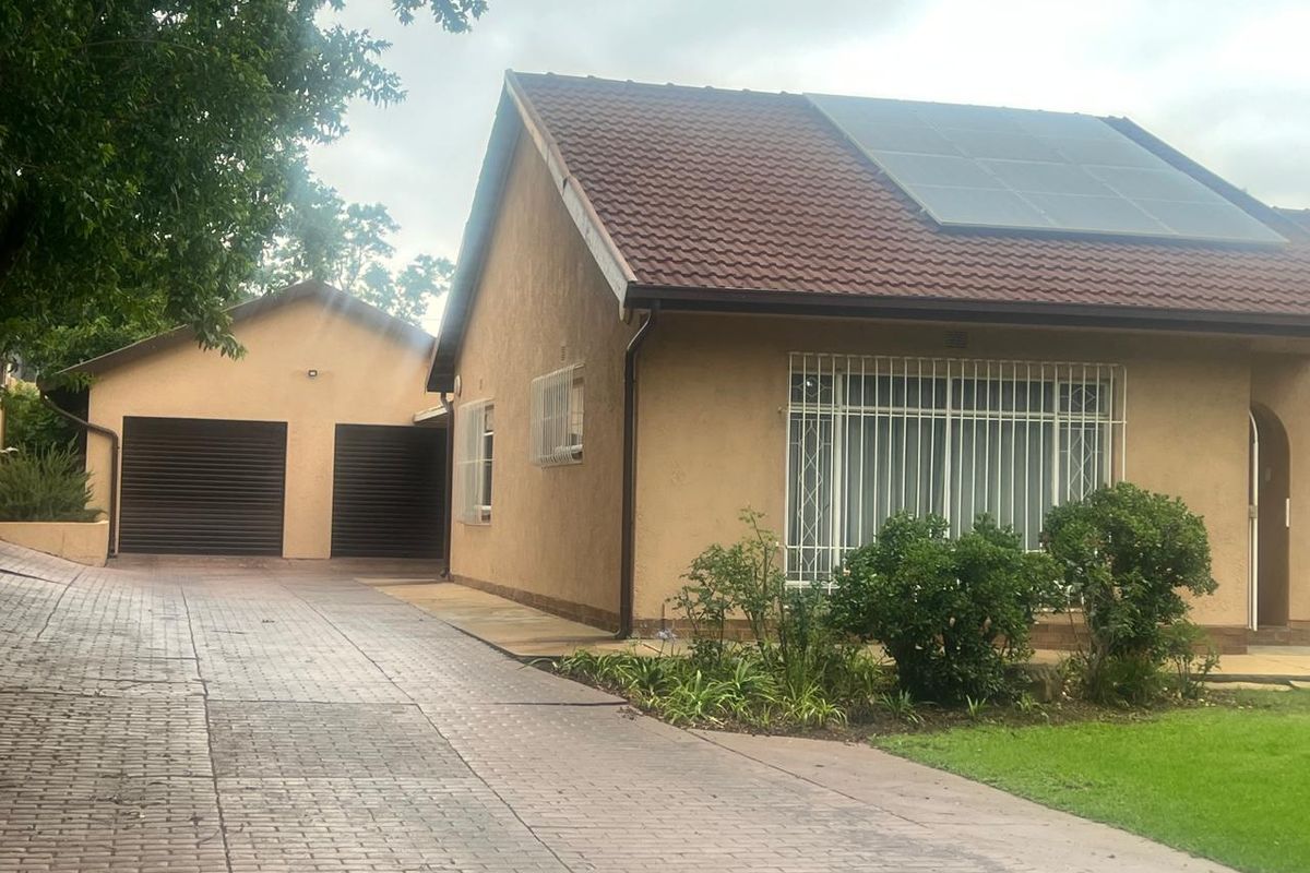 Great appeal just like the name of this street. Home sweet home - Photo 3