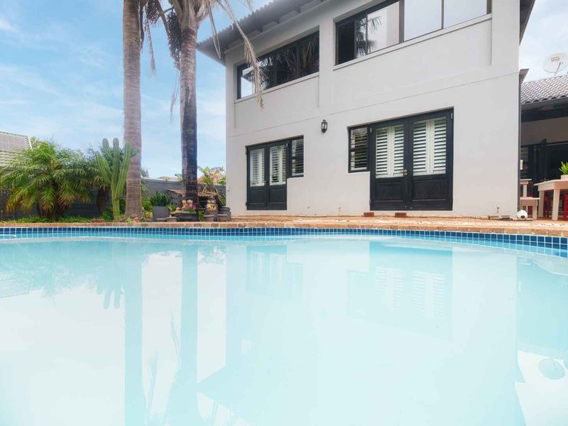 LARGE RESIDENTIAL HOME FOR SALE - Photo 3