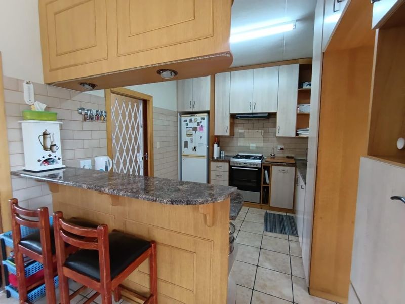 🏡 FOR SALE | CENTRAL, WALVIS BAY 🏡 N$2,835,000 - Photo 8