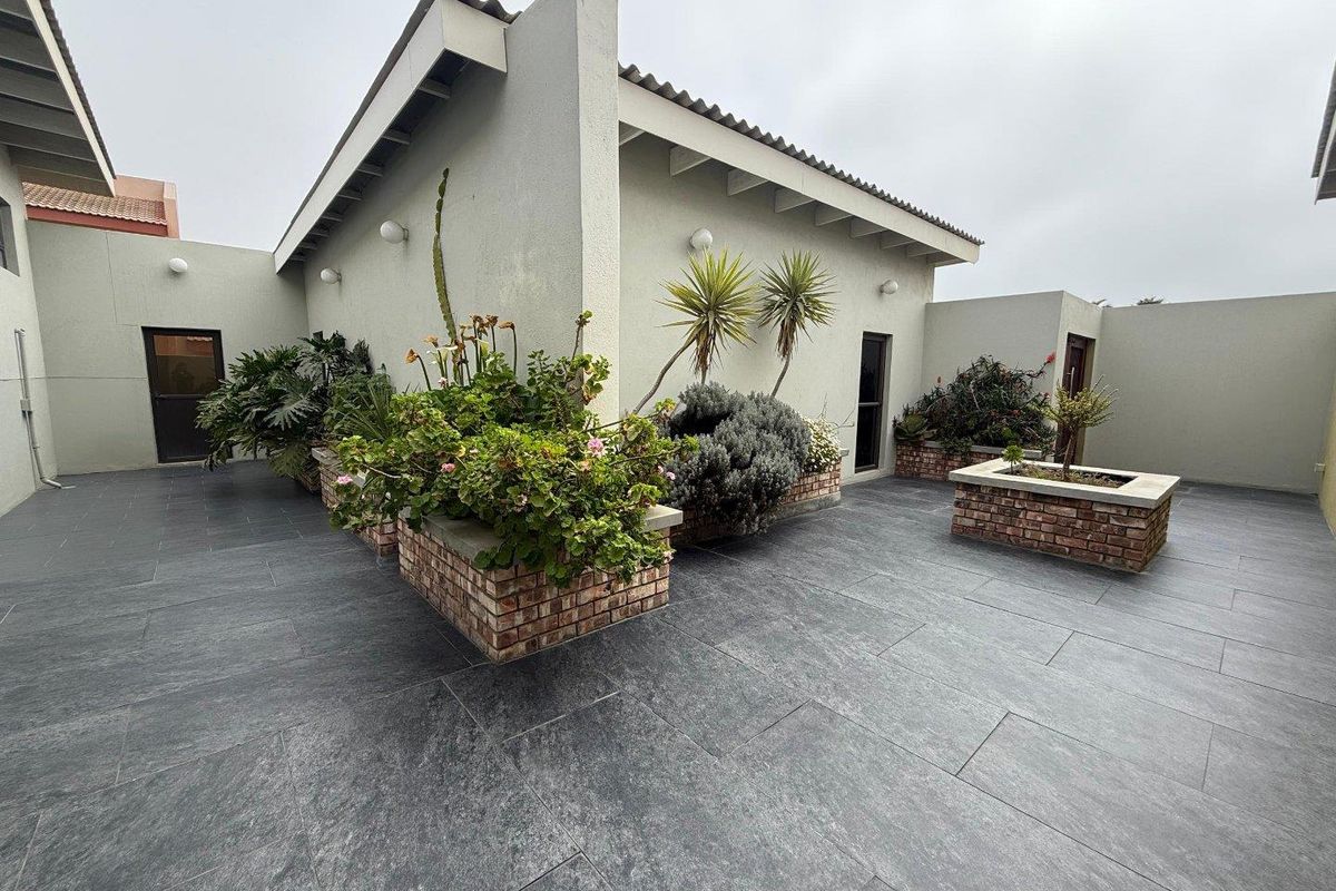 FOR SALE- 3 BEDROOM HOUSE IN OCEAN VIEW SWAKOPMUND, NAMIBIA - Photo 5