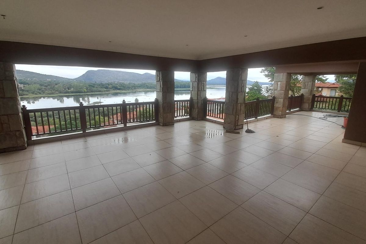 Luxury Awaits: Expansive Mansion with Dam Views! - Photo 5