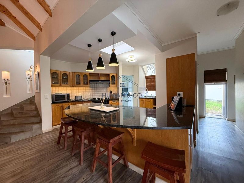 Spacious 5 Bedroom house in prime Meersig Area - Photo 5