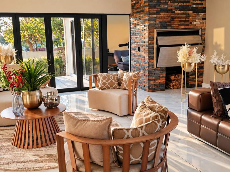 The Pinnacle of Prestigious Living in Cornwall Hill Estate - Photo 3
