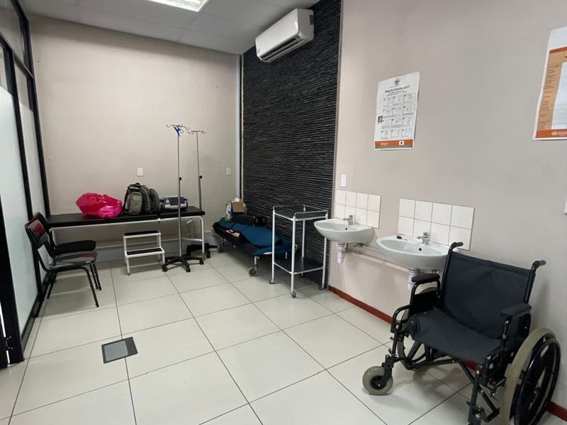 FOR SALE: PRIME OFFICE PROPERTY – WINDHOEK WEST - Photo 10