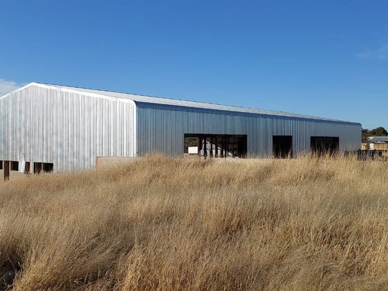 Versatile Property: Industrial, Residential & Office Spaces! - Photo 4