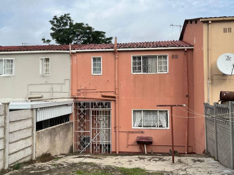 3-Bedroom Duplex For Sale in Whetstone, Phoenix - Photo 3