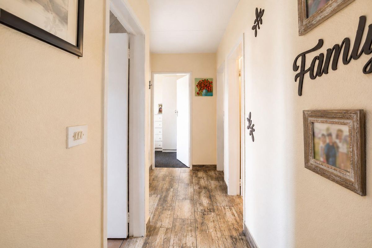 Modern & Spacious 3-Bedroom Family Home to Rent - Photo 4