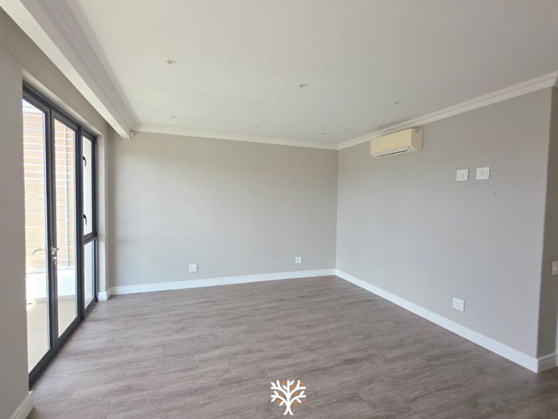 Modern Duplex Living at Prestigious Am Weinberg | N$9 200 000 - Photo 9