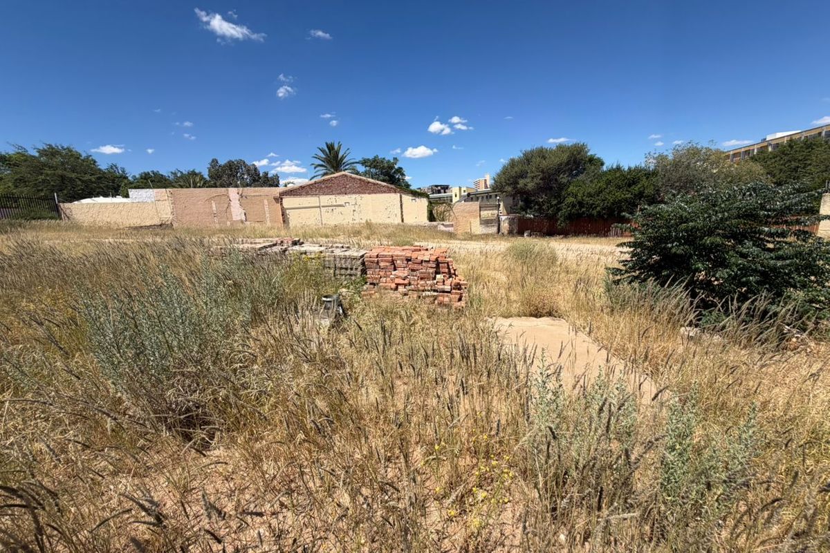 🏡 Vacant Corner Plot for Sale – Windhoek West - Photo 2