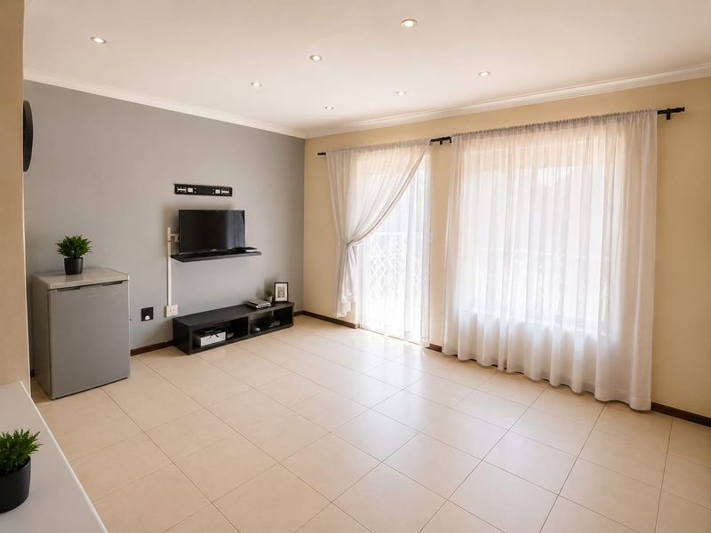 Charming 2 bedroom apartment - Photo 1