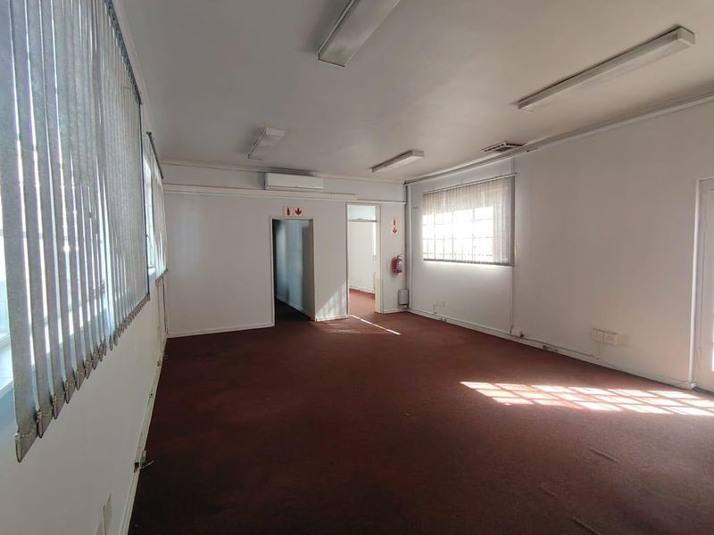 Office Space to Let in Bulwer - Photo 1