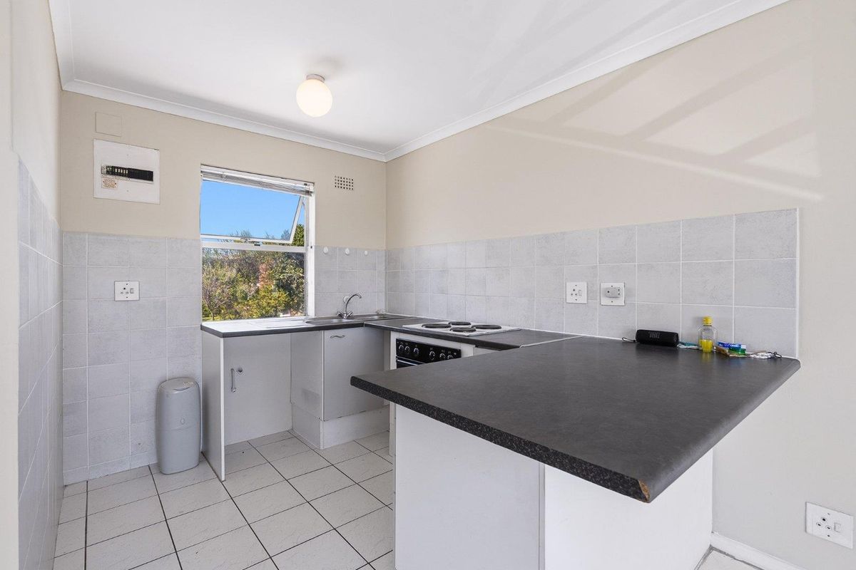 Lovely One Bedroom Apartment in Bay Ridge - Photo 5