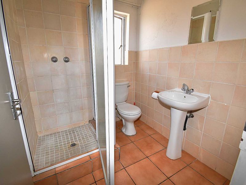 Ground Floor Unit for Sale! - Photo 9