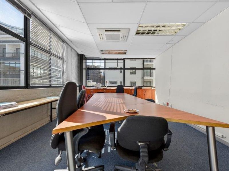 CBD PERIPHERY SECTIONAL TITLE UNIT FOR SALE - Photo 6