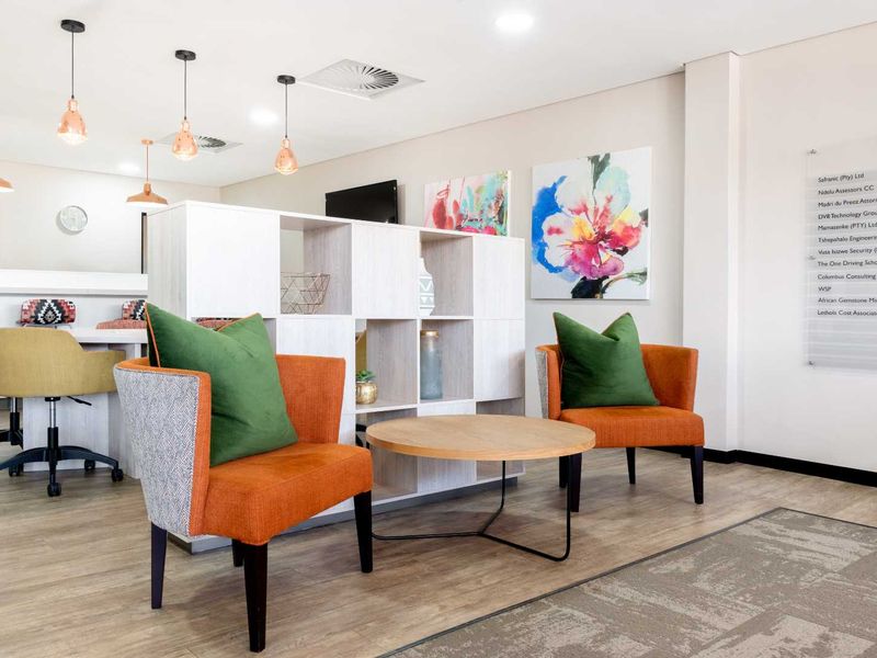 Fully serviced private office space for you and your team in Regus Uni Park - Photo 4