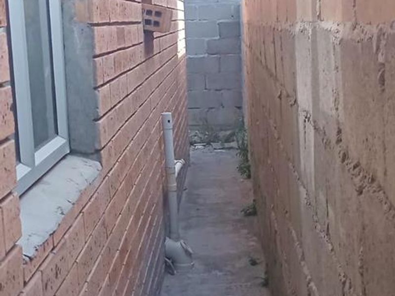 Charming Three-Bedroom Home for Sale in Site C, Khayelitsha - Photo 5