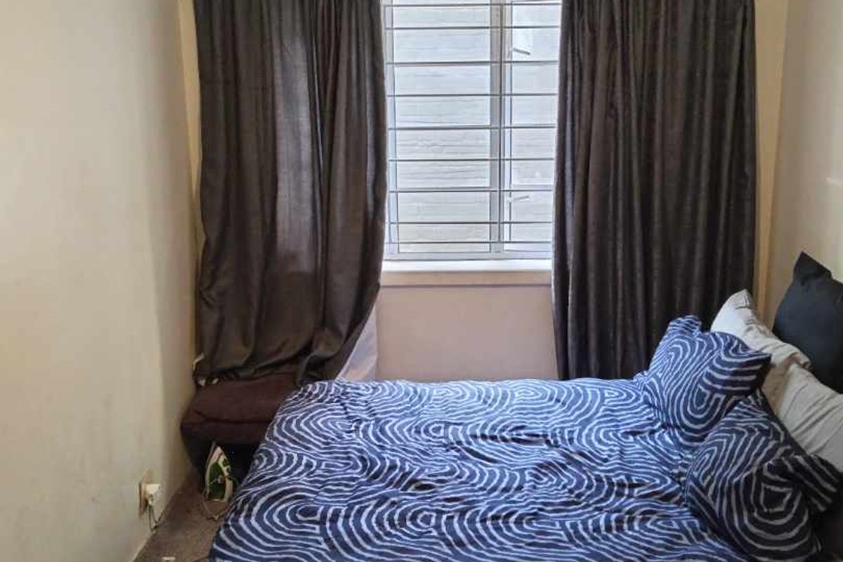 Renovator’s Dream in the Heart of Cape Town! - Photo 5