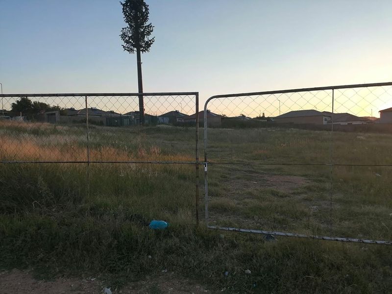 Business stand for sale in Riverside View Ext 33- R 3 000 000 - Photo 7