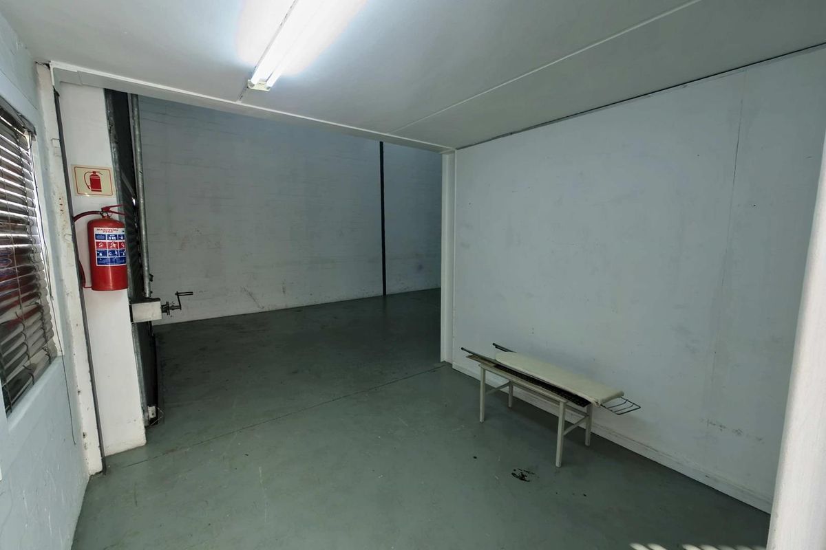 204SMQ SECURE WAREHOUSE TO LET IN MONTAGUE GARDENS - Photo 5