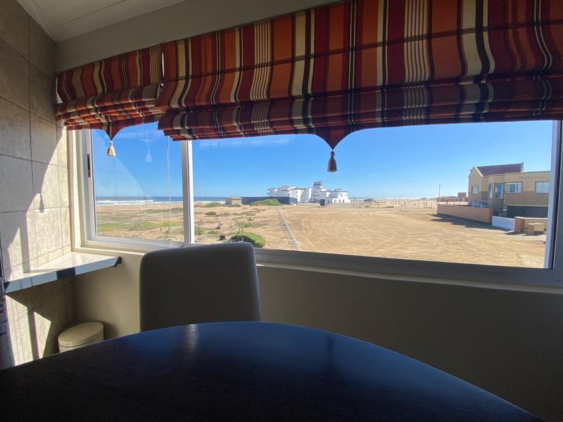 FULLY FURNISHED - 3 BEDROOM FLAT WITH SEA VIEW TO LET IN MILE 4, SWAKOPMUND, NAMIBIA - Photo 3