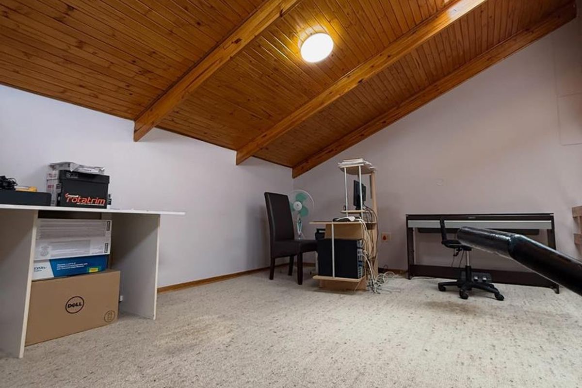 Olympia-For Sale- N$4 400 000 - Photo 5