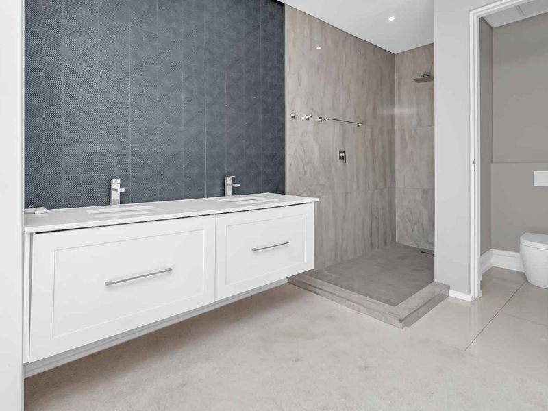 2.5 BEDROOM TOWNHOUSE FOR SALE IN BRYANSTON - Photo 8