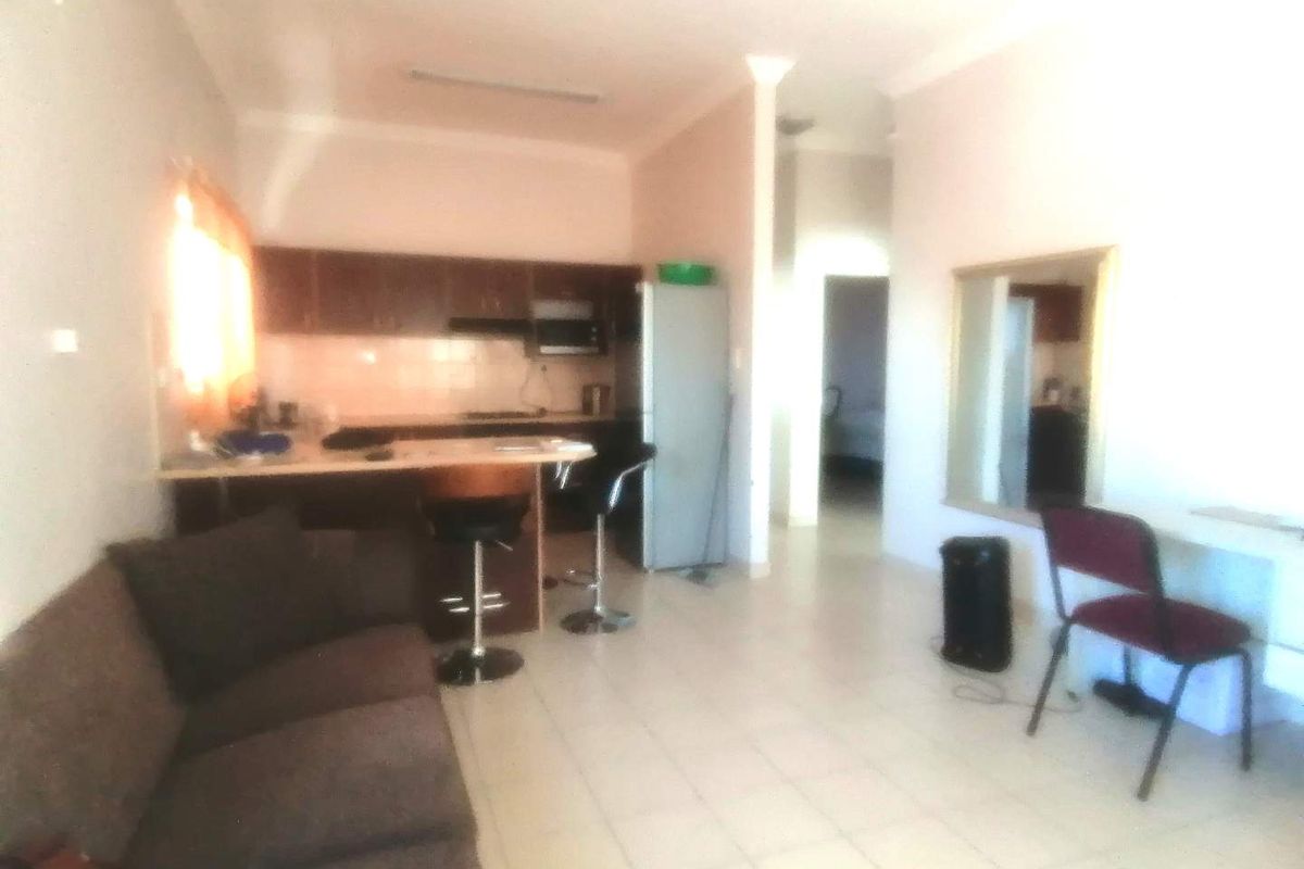 Family Unit - Photo 3