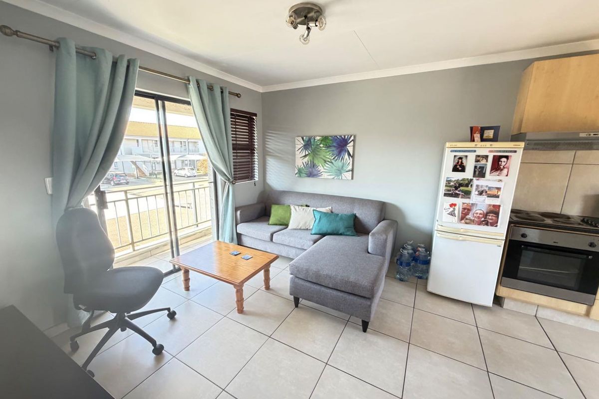 Convenient Location! Secure 2-Bedroom Apartment for Sale - Photo 5