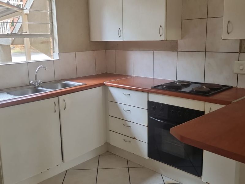 All costs included. The price you see is the price you pay!!!A perfect ground floor unit awaits you !!! - Photo 3