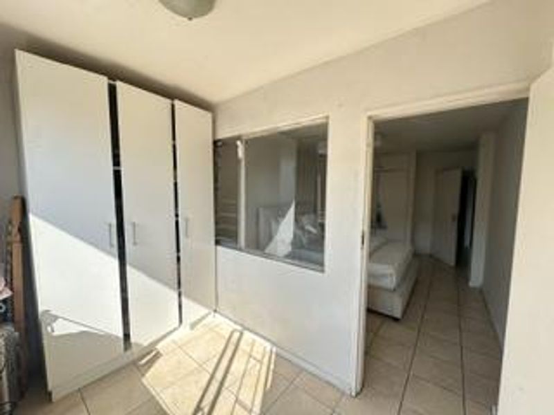 Spacious 2.5-Bed Apartment in Sunnyside – Ideal Location! - Photo 10